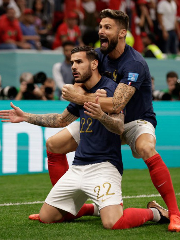 Lateral-esquerdo Theo Hernández
, França, marcou gol