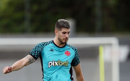 Pedro Raul quer chegar à Seleção e avisa: 'Vou ajudar o Vasco a se restabelecer'
