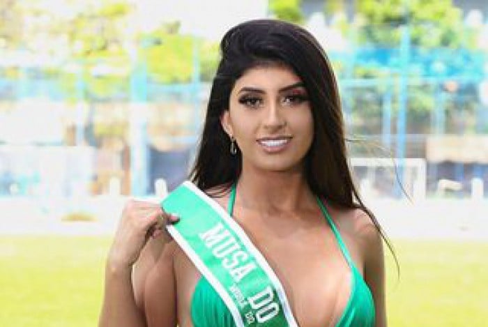  Isa Dias - Instagram: @diass_isa