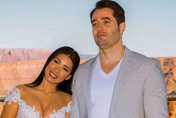 Simaria acusa o ex-marido, Vicente Escrig, de furtar R$ 5 milhões de sua conta