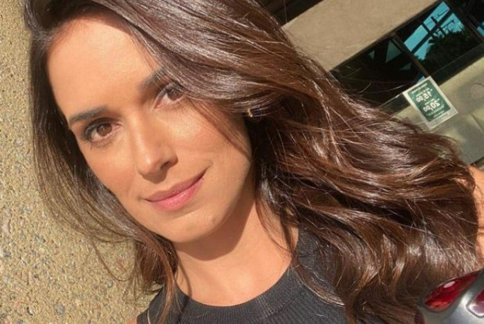 Livia Nepomuceno ️é vítima de assédio nas redes sociais