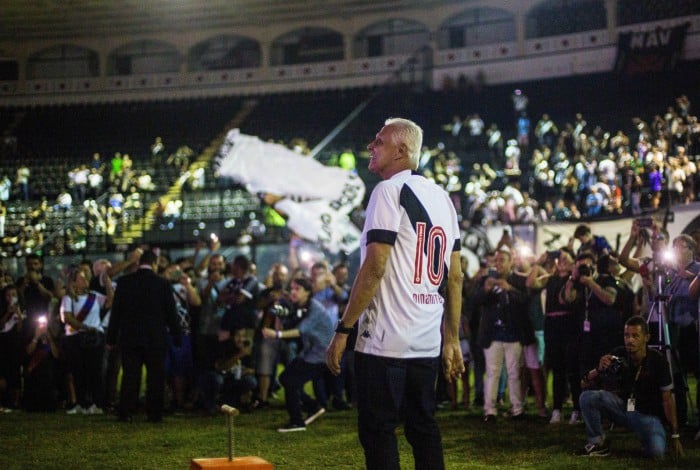Inauguracao da Estatua de Roberto Dinamite no Estadio Sao Januario em 28 de abril de 2022. Foto: Daniel RAMALHO/CRVG