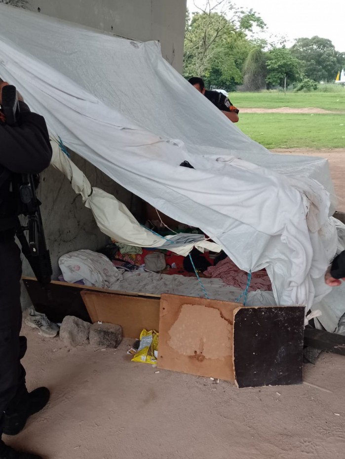 PMs abordaram pessoas em situa&ccedil;&atilde;o de rua na Ilha do Governador