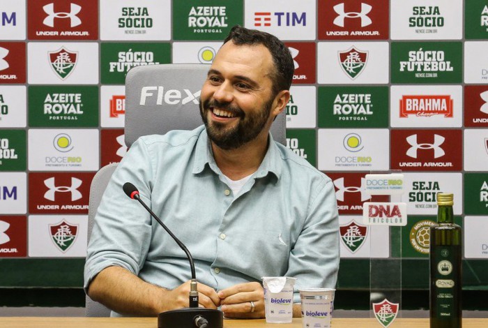 M&aacute;rio Bittencourt prometeu quitar d&iacute;vidas antes da Libertadores