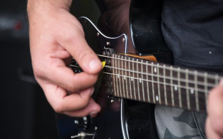 Feira Livre conta com shows de rock nacional e pop rock