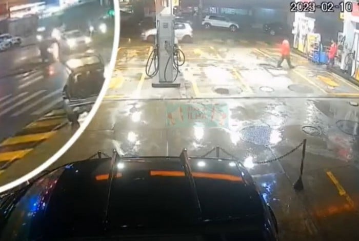 Câmera de segurança mostra momento de colisão de ônibus em posto de combustíveis na Ilha do Governador, Zona Norte do Rio