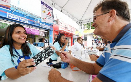 Nova Iguaçu promove conscientização sobre riscos das IST's durante o Carnaval