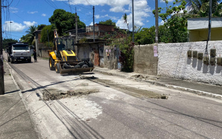 Polícia retira barricadas em comunidade de São Gonçalo