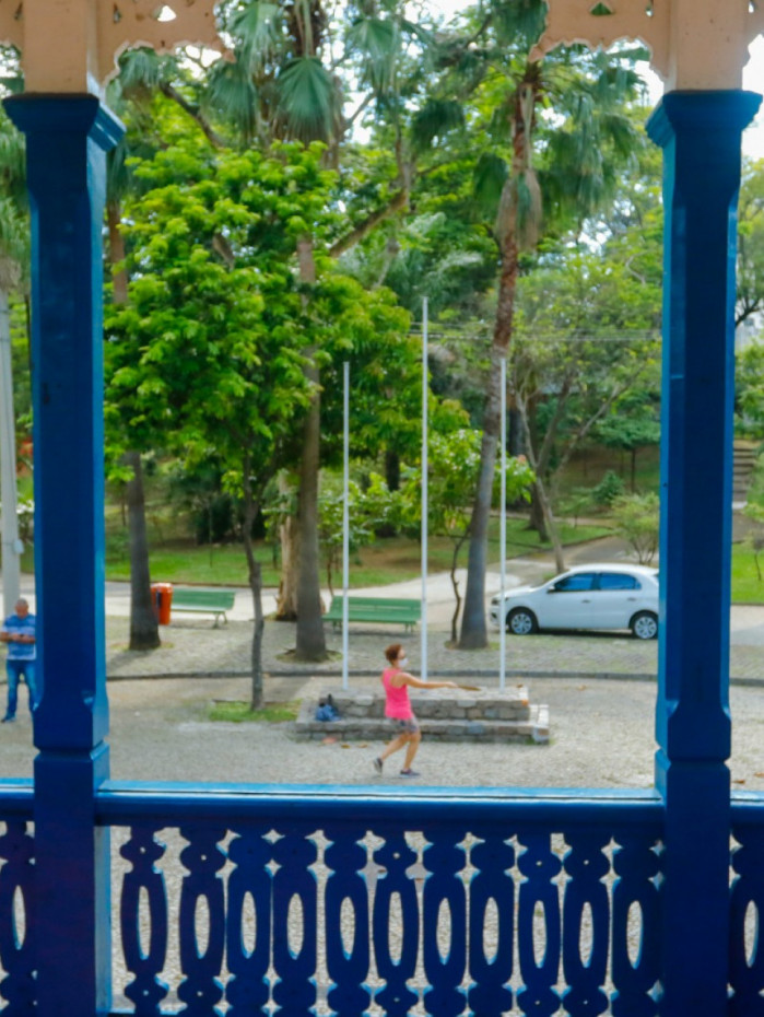 Moradores do M&eacute;ier usam a Jardim do M&eacute;ier para praticar atividades f&iacute;sicas ao ar livre