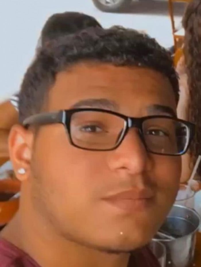 Gabriel era um jovem carinhoso com a fam&iacute;lia e gostava de ficar no computador - Reprodu&ccedil;&atilde;o