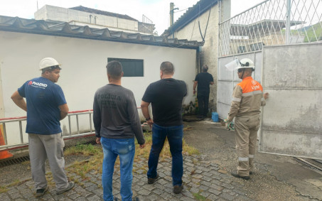Ação da polícia acaba com 'gato' de Universidade que furtava luz em Mesquita