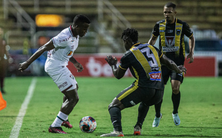 Fluminense perde para o Volta Redonda e se complica na semifinal do Carioca