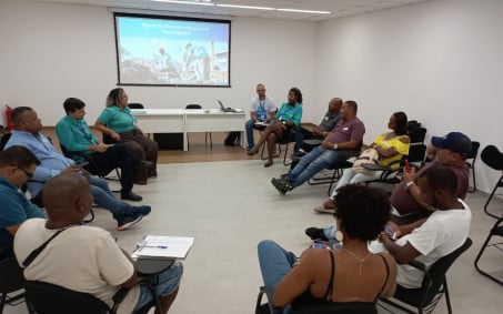 Águas do Rio se reúne com lideranças comunitárias de Nova Iguaçu