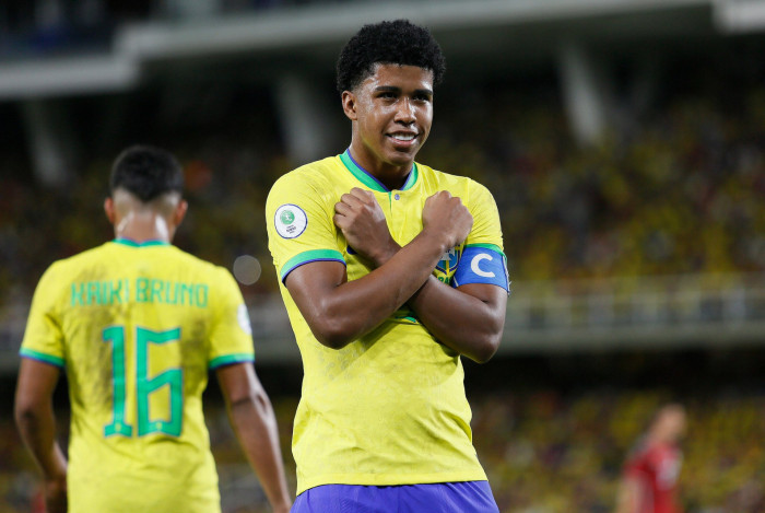 Andrey Santos Seleção