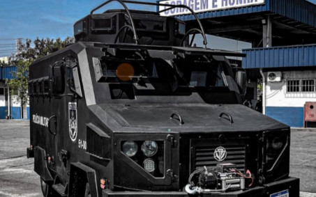 Quatro PMs ficam feridos durante operação no Complexo do Chapadão