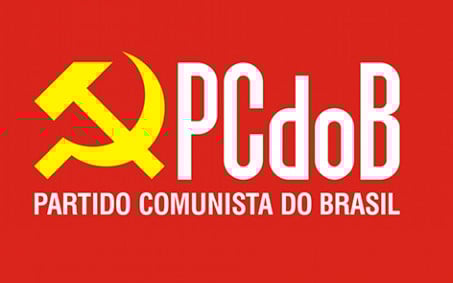 PCdoB completa 101 anos e celebra aniversário com direito a samba