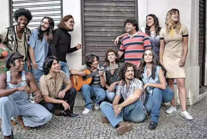 A peça "Clube da Esquina