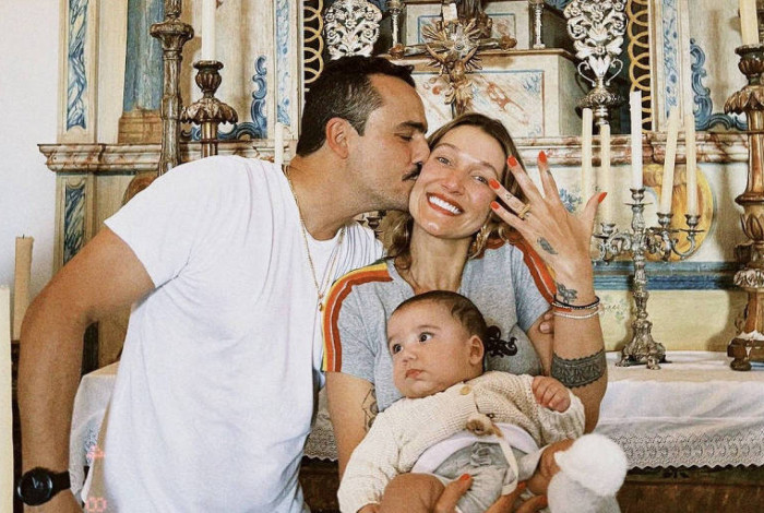 Sara Costa que não compareceu ao casamento do irmão Eduardo Costa.