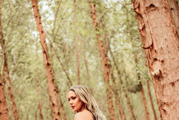 Nivia Abreu - Instagram: @niviaabreuoficial