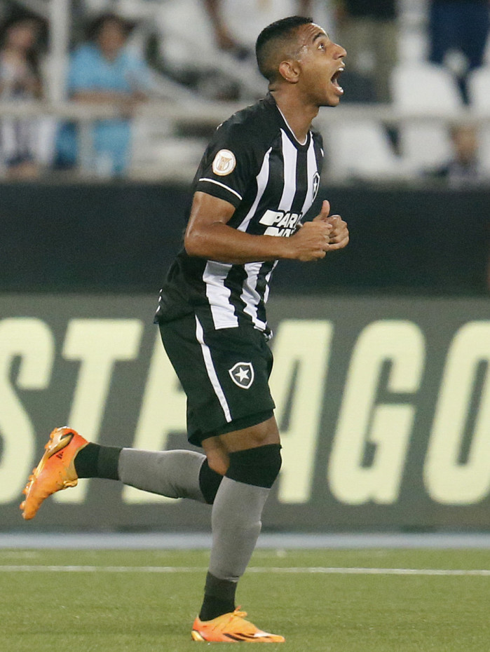 Victor Sa. Botafogo x Atletico MG pelo Campeonato Brasileiro no Estadio Niltos Santos. 07 de Maio de 2023, Rio de Janeiro, RJ, Brasil. Foto: Vitor Silva/Botafogo. 
Imagem protegida pela Lei do Direito Autoral N&ordm; 9.610, DE 19 DE FEVEREIRO DE 1998. Sendo proibido qualquer uso comercial, remunerado e manipulacao/alteracao da obra.
