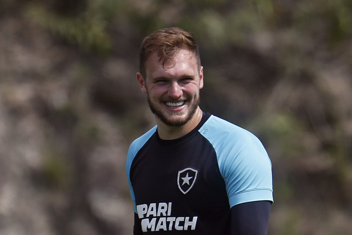 Lucas Perri. Treino do Botafogo  Espaco Lonier. 09 de Maio de 2023, Rio de Janeiro, RJ, Brasil. 