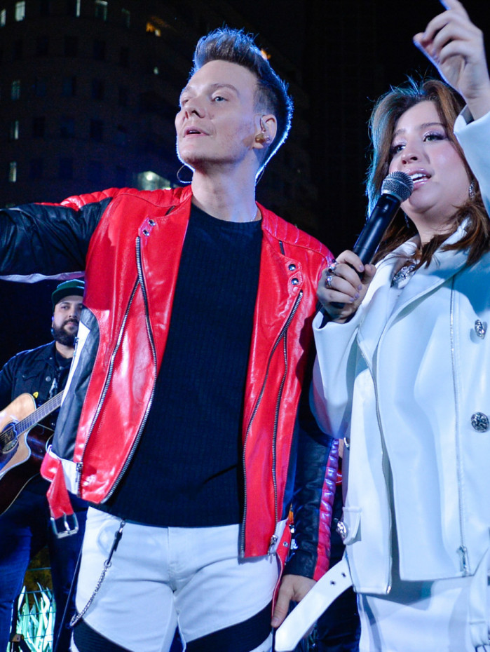 Michel Teló e Mari Fernandes