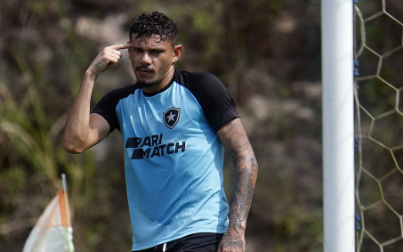 Botafogo x Fluminense: mais de 20 mil ingressos vendidos para o clássico carioca