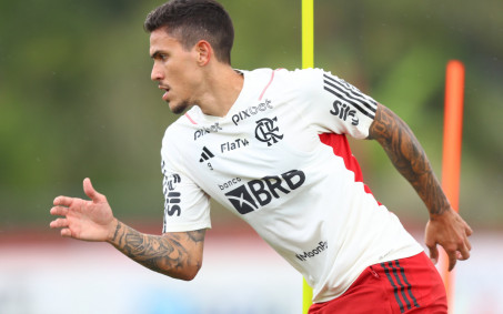 Flamengo encara o Corinthians para comprovar evolução