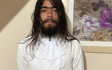 Jovem desaparece após seguir seita liderada por ‘profeta’ do Youtube  