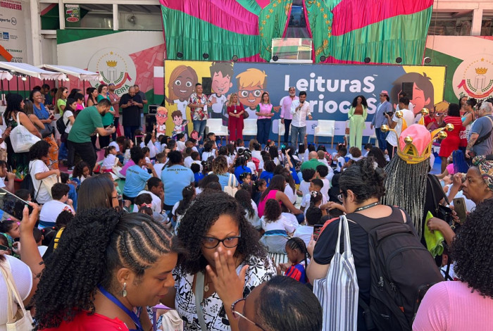 A primeira edição da FLIC Mangueira será realizada na quadra da escola de samba
