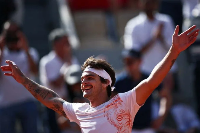 Thiago Wild vence mais uma em Roland Garros e pode se tornar uma das sensações do Campeonato de Tênis