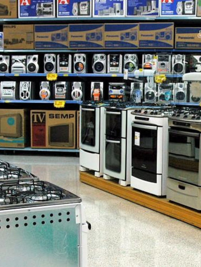 Vendas no varejo apresentam queda de 1,5% em 12 meses at&eacute; abril desde ano