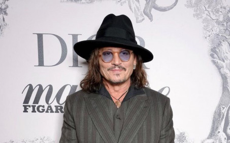 Johnny Depp doa quase R$ 5 milhôes de processo contra Amber Heard