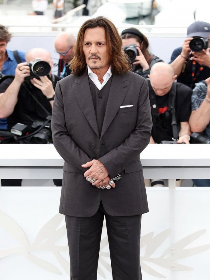 O ator Johnny Depp resolveu doar US$ 1 milh&atilde;o (cerca de 4,8 milh&otilde;es de reais) para cinco institui&ccedil;&otilde;es de caridade, incluindo uma que atua na Amaz&ocirc;nia  