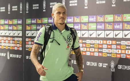 Flamengo decidirá na quarta se vai contar com quinteto convocado para a Data Fifa contra o Bragantino