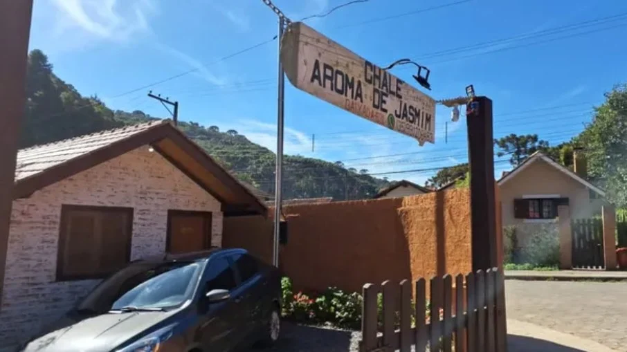 Monte verde: Prefeitura interdita chal&eacute; onde encontraram casal morto

