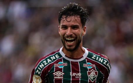 Fluminense vence o Internacional no Maracanã e entra no G4 do Brasileirão