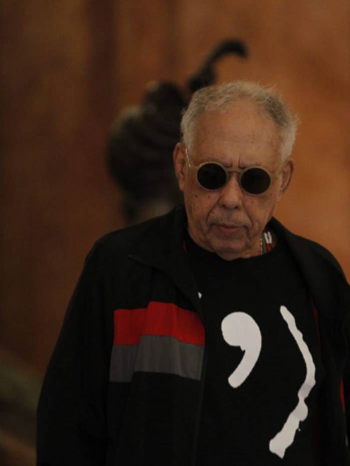 Cantor e compositor Jards Macal&eacute;