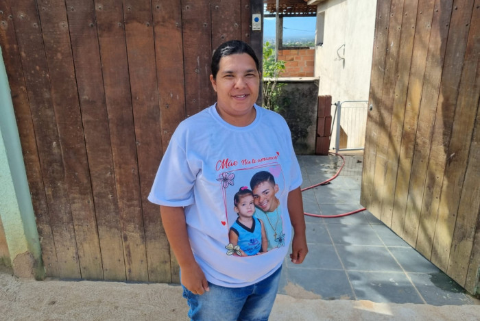 Patrícia Correia da Silva vive no bairro Sacramento, em São Gonçalo, e foi beneficiada com a melhoria do abastecimento