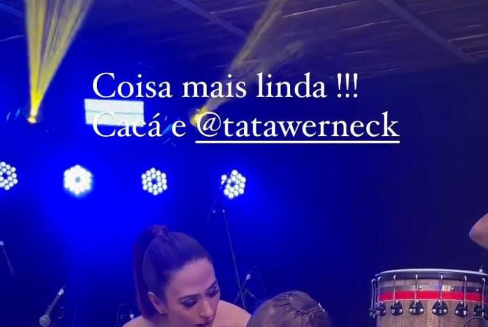 Tat&aacute; Werneck e a filha, Clara Maria, em seu anivers&aacute;rio de 40 anos 