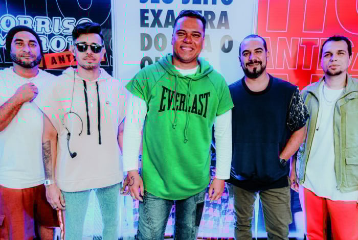 Fred Araújo, Cris Oliveira, Bruno Cardoso, Sérgio Jr e Vini  