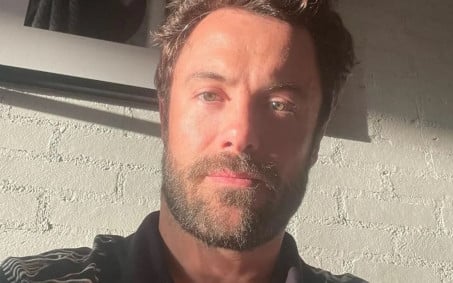 Kayky Brito passa por procedimento para tratar fraturas após atropelamento