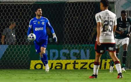 Antes da decisão da Copa do Brasil, Flamengo joga mal e empata sem gols com o Goiás