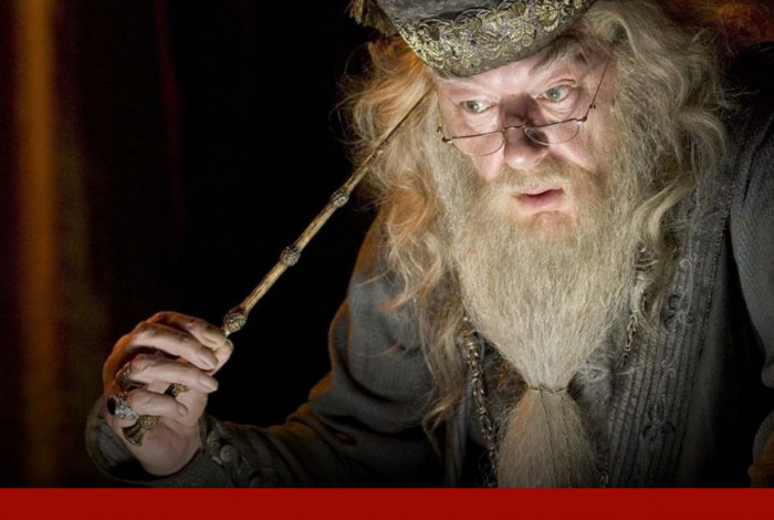 Dumbledore, s&aacute;bio diretor de Hogwarts, produziu dezenas de frases carregadas de simbolismo e sabedoria