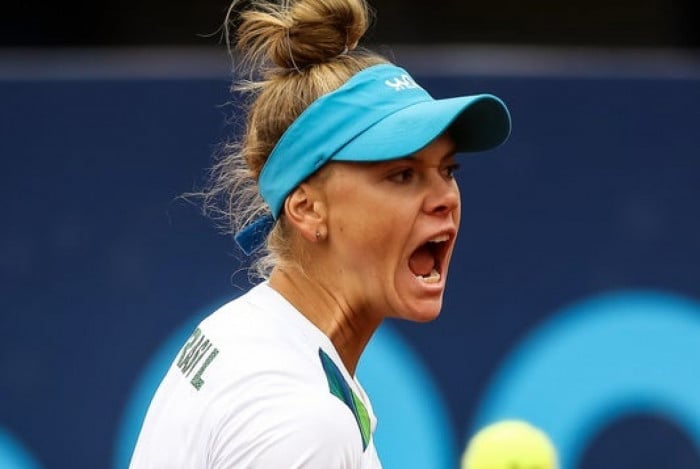 Atleta ainda disputará a categoria de duplas com Luisa Stefani