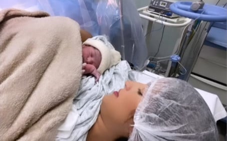 Nasce a quinta filha de MC Poze do Rodo, Manuela