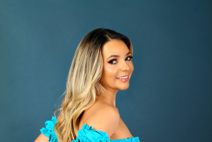 Josi Oliveira fala sobre cenas quentes na TV e recusa OnlyFans