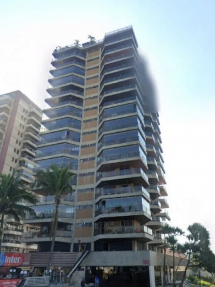 Menina caiu do terceiro andar