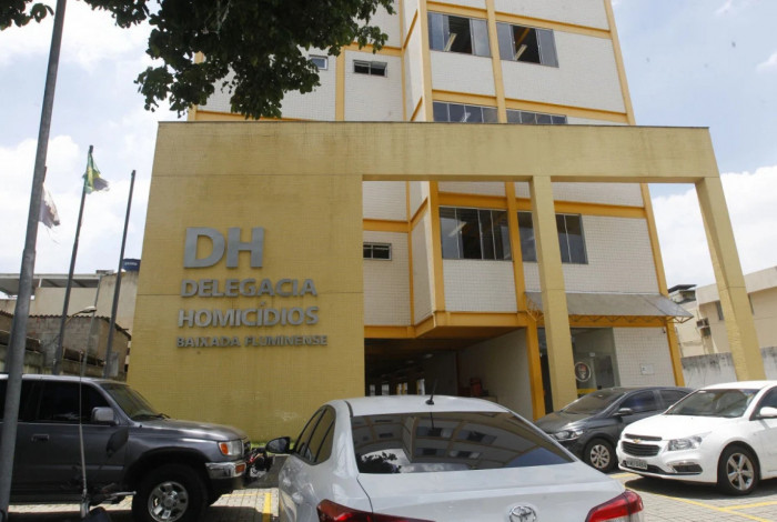 Caso &eacute; investigado pela Delegacia de Homic&iacute;dios da Baixada Fluminense (DHBF)