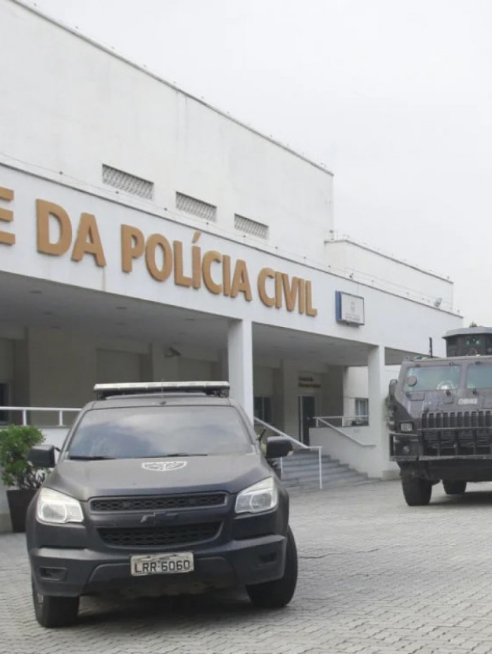 Polícia